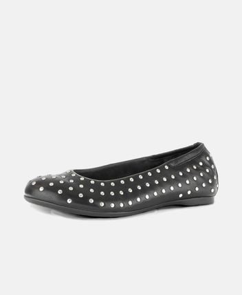 Ballet flats