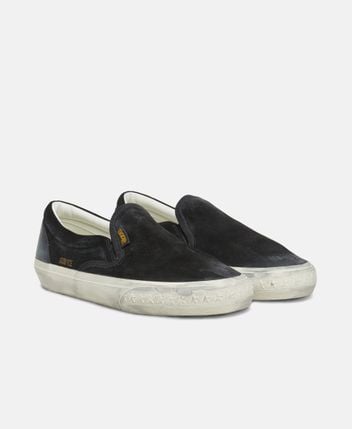 Slip-on sneakers