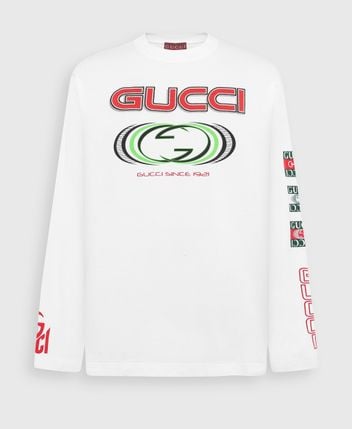 Long-sleeved top