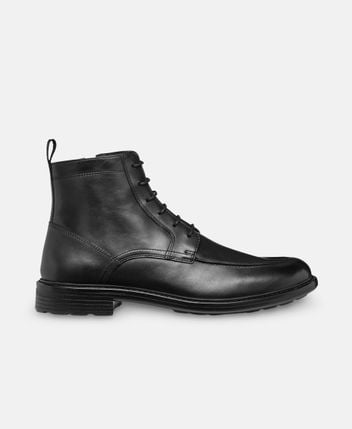 Lace-up boots