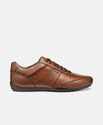 Sneakers Well