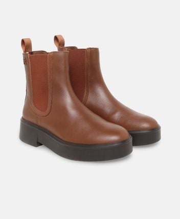 Chelsea boots