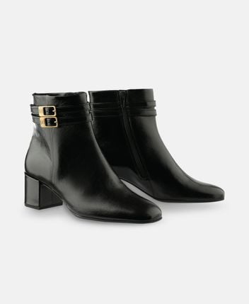 Ankle boots