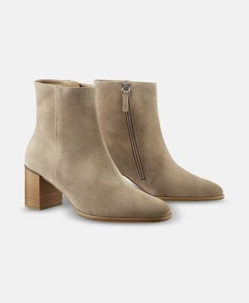 Ankle boots