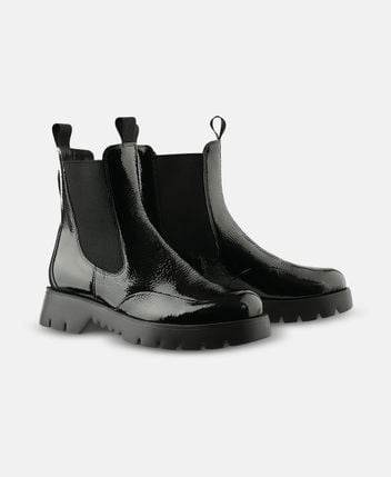 Chelsea boots