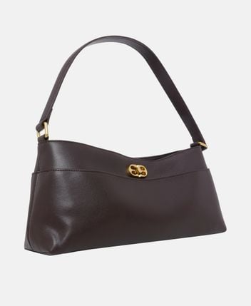 Leather shoulder bag