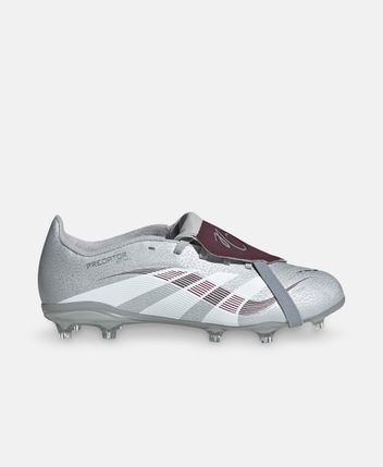 Football boots Predator league
