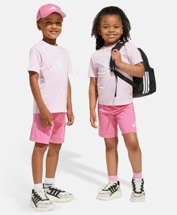 T-shirt and shorts set