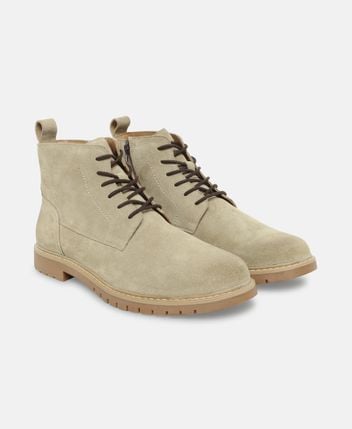 Lace-up ankle boot