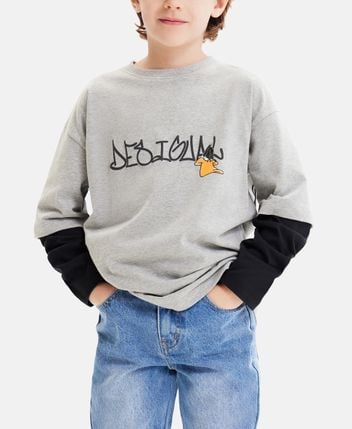 Long-sleeved top