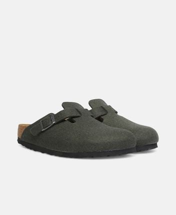 Clogs