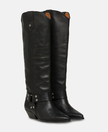 Boots Nymes Town