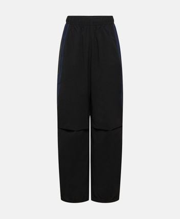 Training pants
