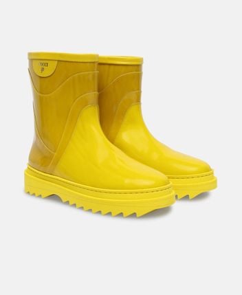 Wellington boots
