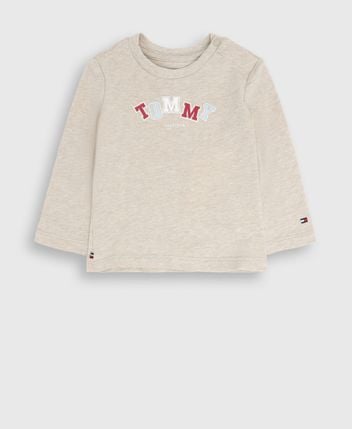 Long-sleeved top