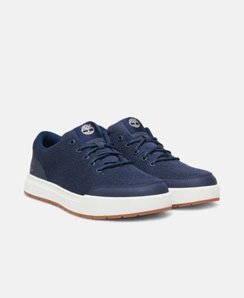 Sneakers Maple Grove