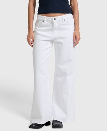 Wide leg jeans
