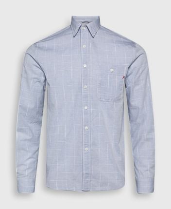 Long-sleeved shirt