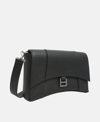 Leather shoulder bag