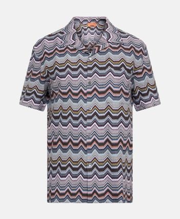 Short-sleeved shirt