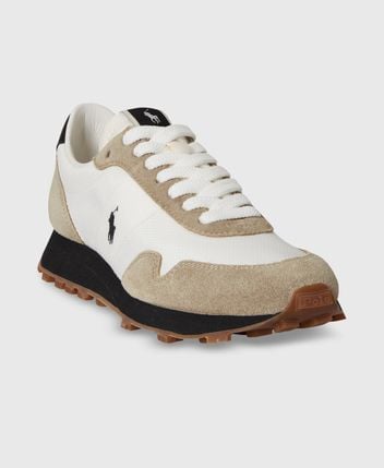 Sneakers Trail