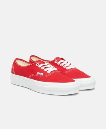 Sneakers Authentic