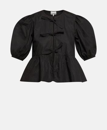 Short-sleeved blouse