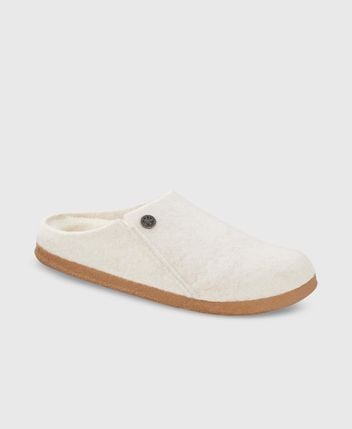 Clogs