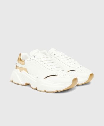 Chunky sneakers