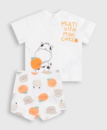 T-shirt and shorts set