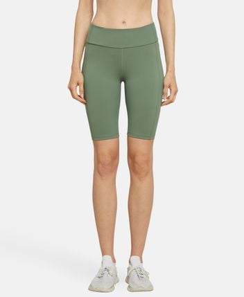Short training tights