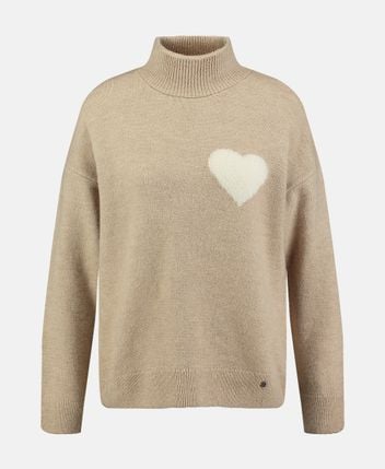 Long-sleeved jumper