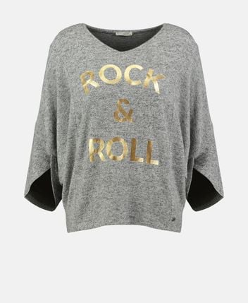 Long-sleeved jumper