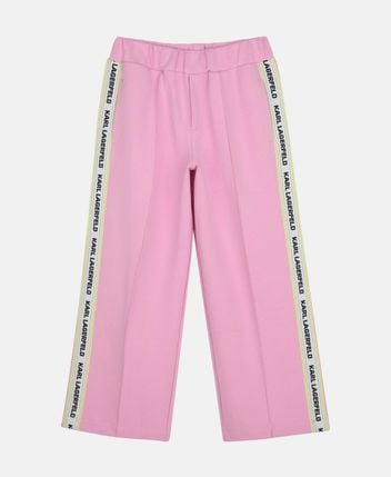 Wide trousers