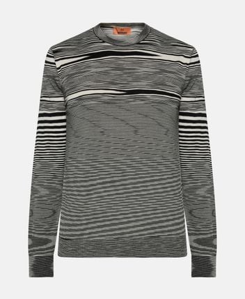 Wool pullover