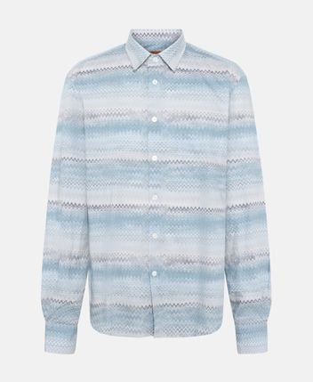 Long-sleeved shirt
