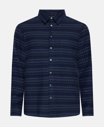 Long-sleeved shirt