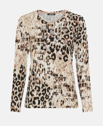 Long-sleeved top
