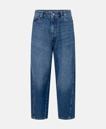 Loose fit jeans