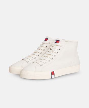 Sneakers Archive y2k