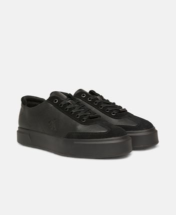 Platform sneakers