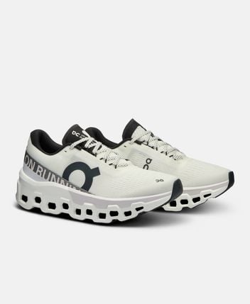 Running shoes Cloudmonster 2