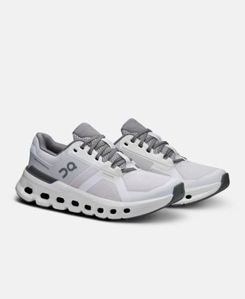 Running shoes Cloudrunner 2