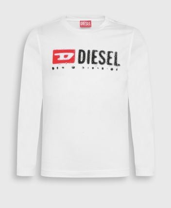 Long-sleeved top