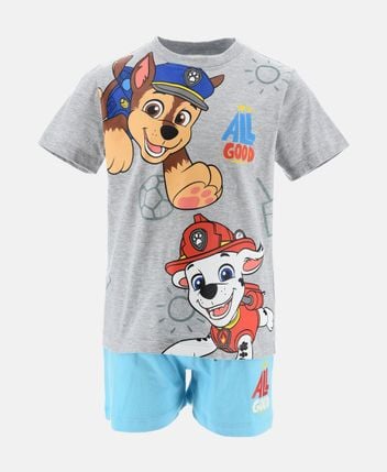 T-shirt and shorts set