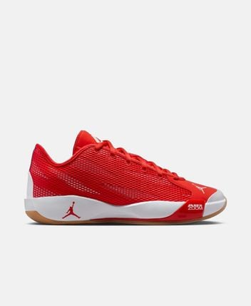 Basketball shoes Luka 77