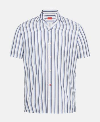Short-sleeved shirt