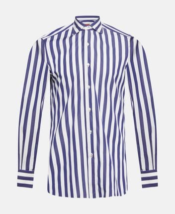Long-sleeved shirt