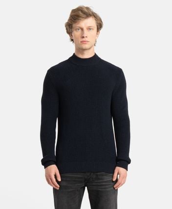 Wool-blend pullover