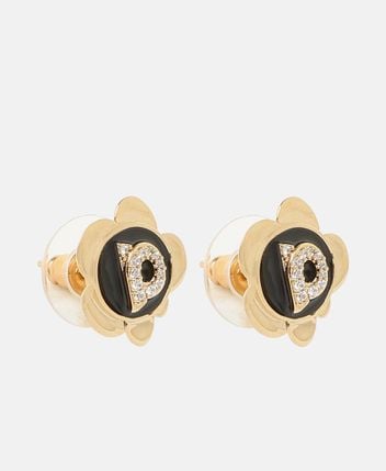 Earstuds